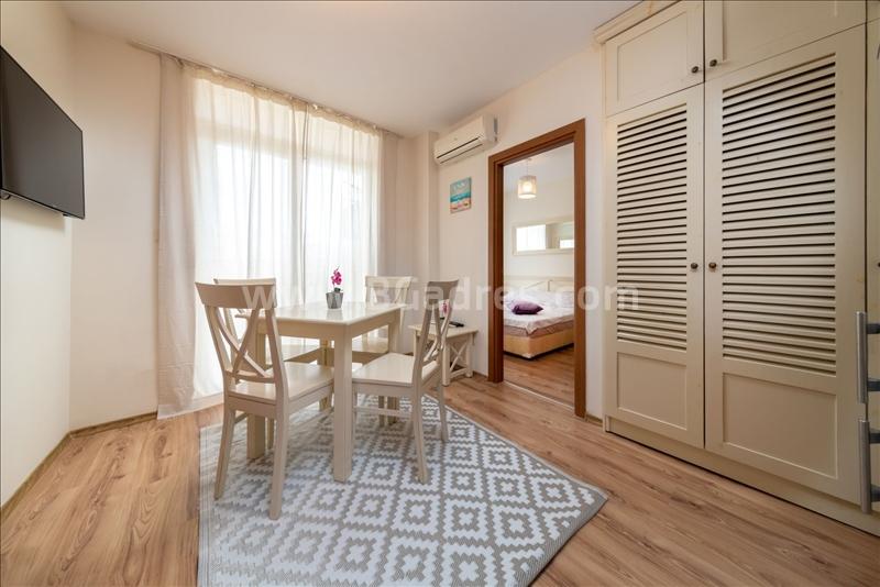 Ausgezeichnete Zwei-Zimmer-Wohnung am Meer | №2377