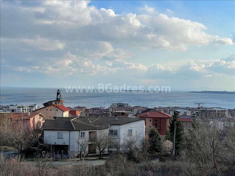 Апартамент с изглед към морето без такса поддръжка | №2360