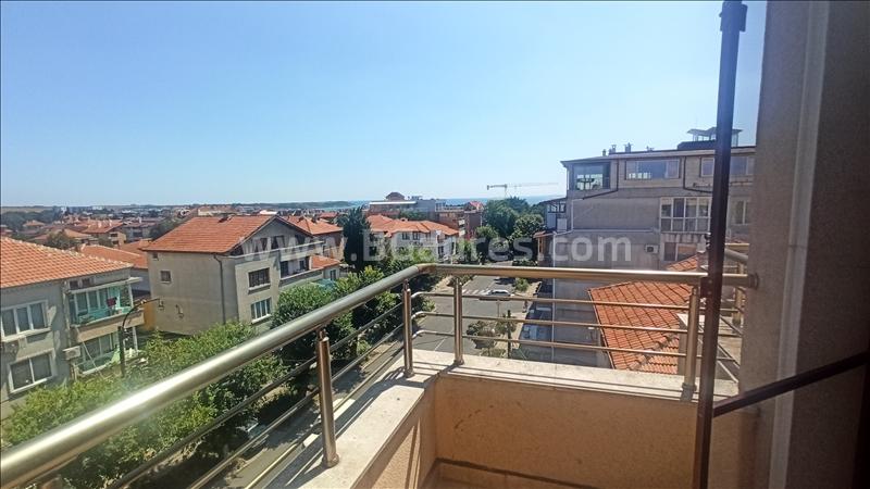 Wohnung mit einem großen Balkon mit Meerblick in Sarafovo | No 2101
