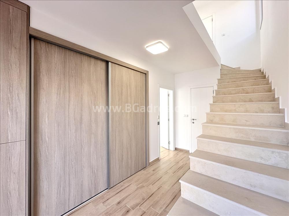 Къща с двор близо до Бургас І №3837