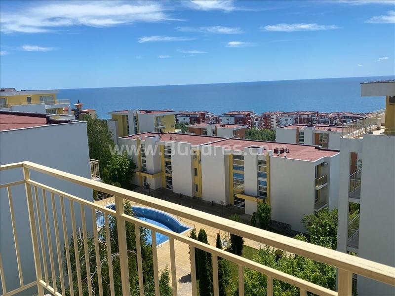 Large studio with sea view | No. 2098