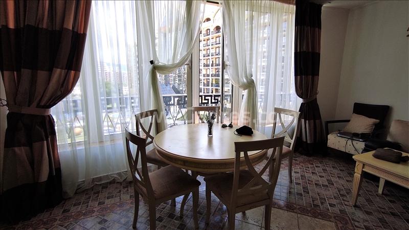 Голям апартамент с гледка към морето в Слънчев бряг | No 2049