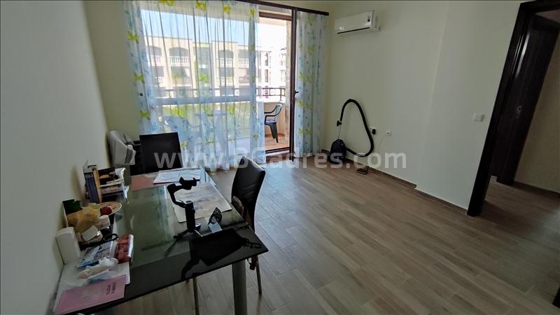 Тристаен апартамент в комплекс Cascadas | No 2104