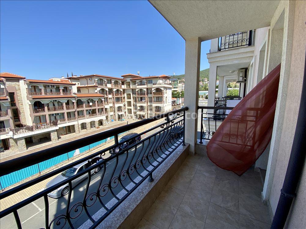 Апартамент с 2 спални в комплекс Родина I № 2547