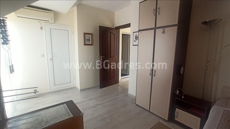 Wohnung mit einem großen Balkon mit Meerblick in Sarafovo | No 2101