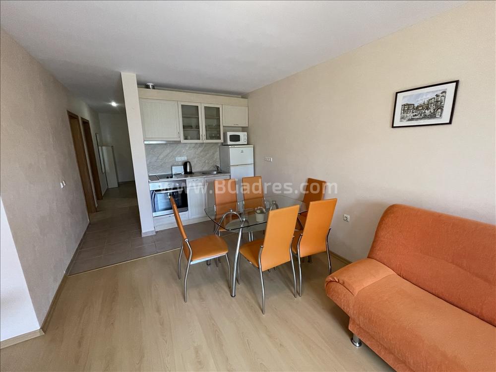 Апартамент в комплекс Престиж Форт Бийч І №3576