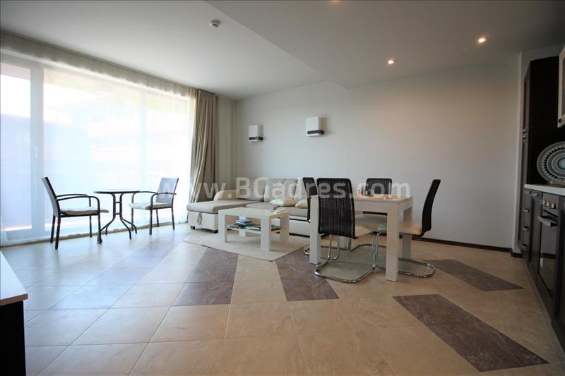 Луксозен недвижим имот в Слънчев Бряг | № 2072