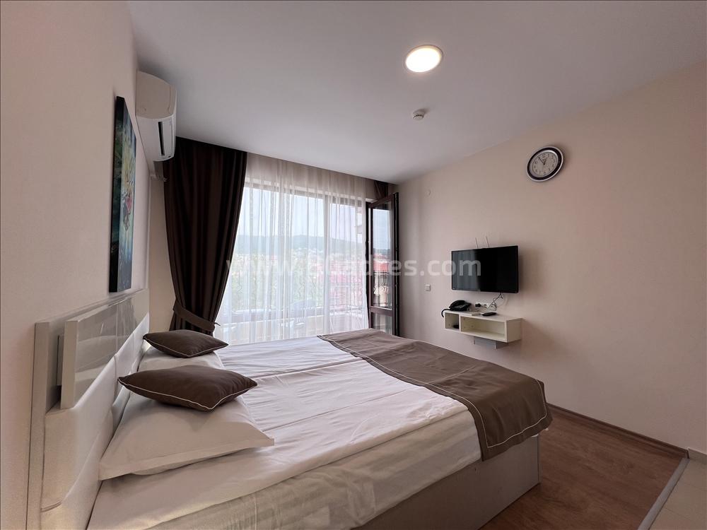 Студия в Премьер Форт Бич І №3575