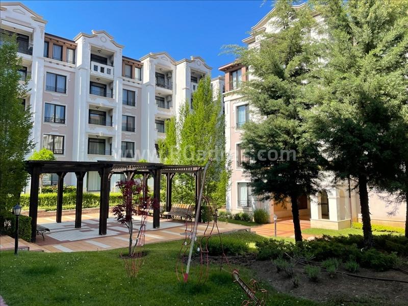 Трехкомнатная квартира в Гринлайф І №2427