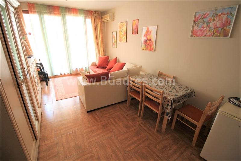 Выгодная квартира в комплексе Роял Бей | №2023