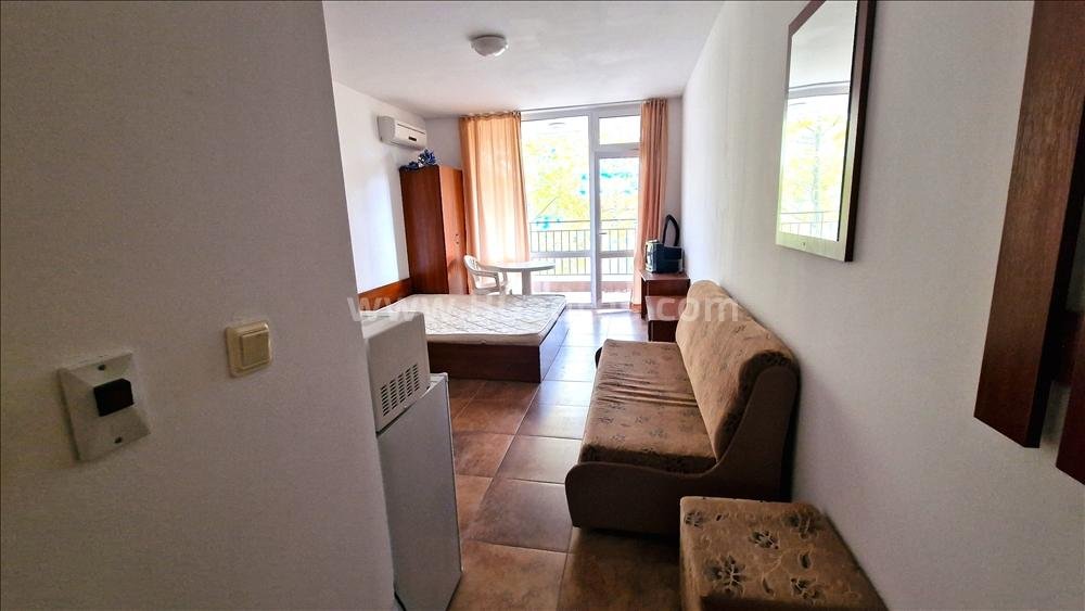 Недорогая студия на Солнечном Берегу І №3413