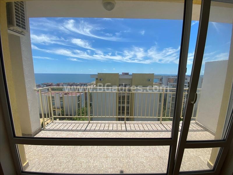 Large studio with sea view | No. 2098