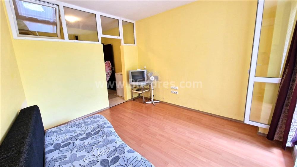 Студия с отдельной кухней в Сарафово І №3771