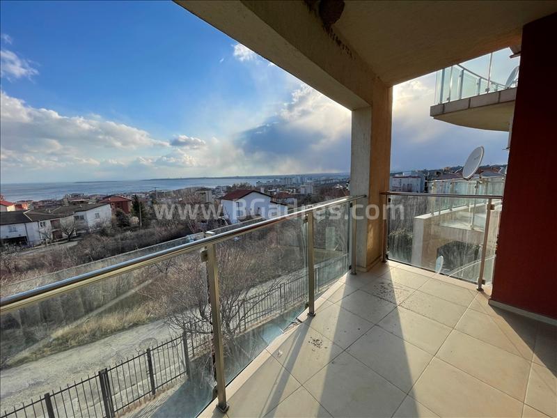 Апартамент с изглед към морето без такса поддръжка | №2360