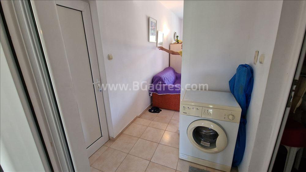 Евтин апартамент на първа линия I №2528