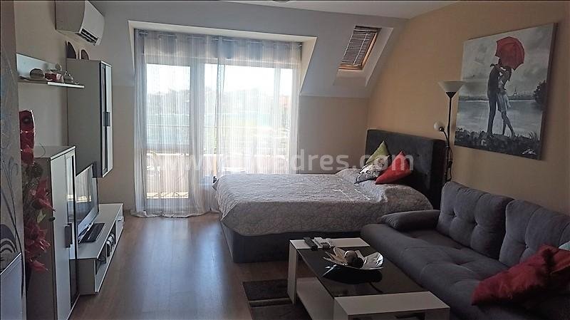 Голямо студио за постоянно жителство в Сарафово | No 2063