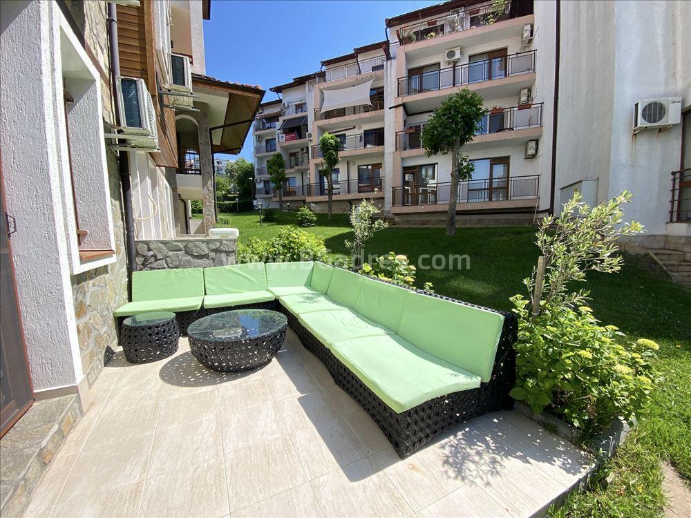 Апартамент с веранда в Свети Влас I №2548