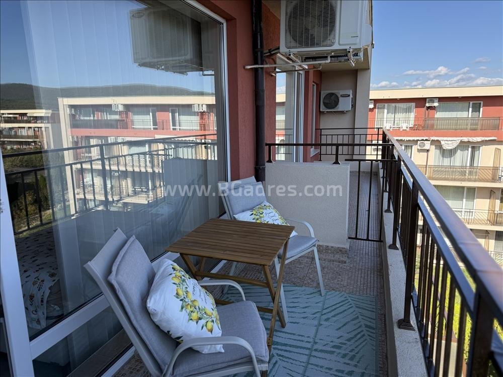 Студия в рассрочку в комплексе Холидей Форт І №4603