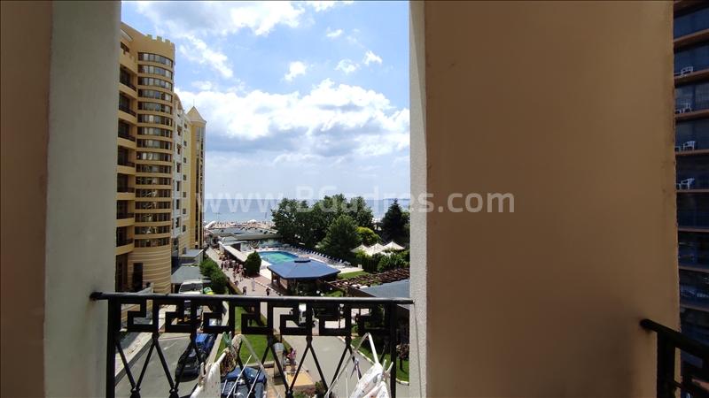 Голям апартамент с гледка към морето в Слънчев бряг | No 2049