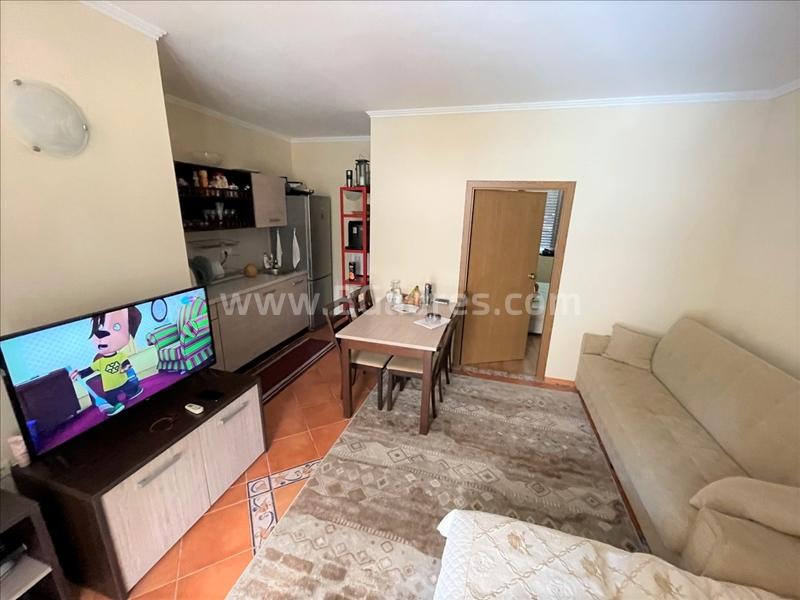 Zwei-Zimmer-Wohnung in Elenite | No 2070