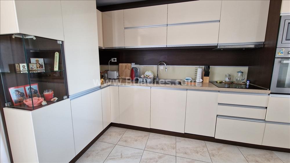 Sew view apartment with loaw maintenance fee І №3844