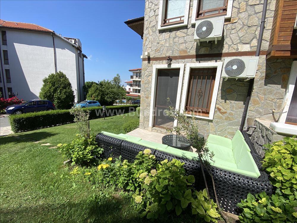 Апартамент с веранда в Свети Влас I №2548