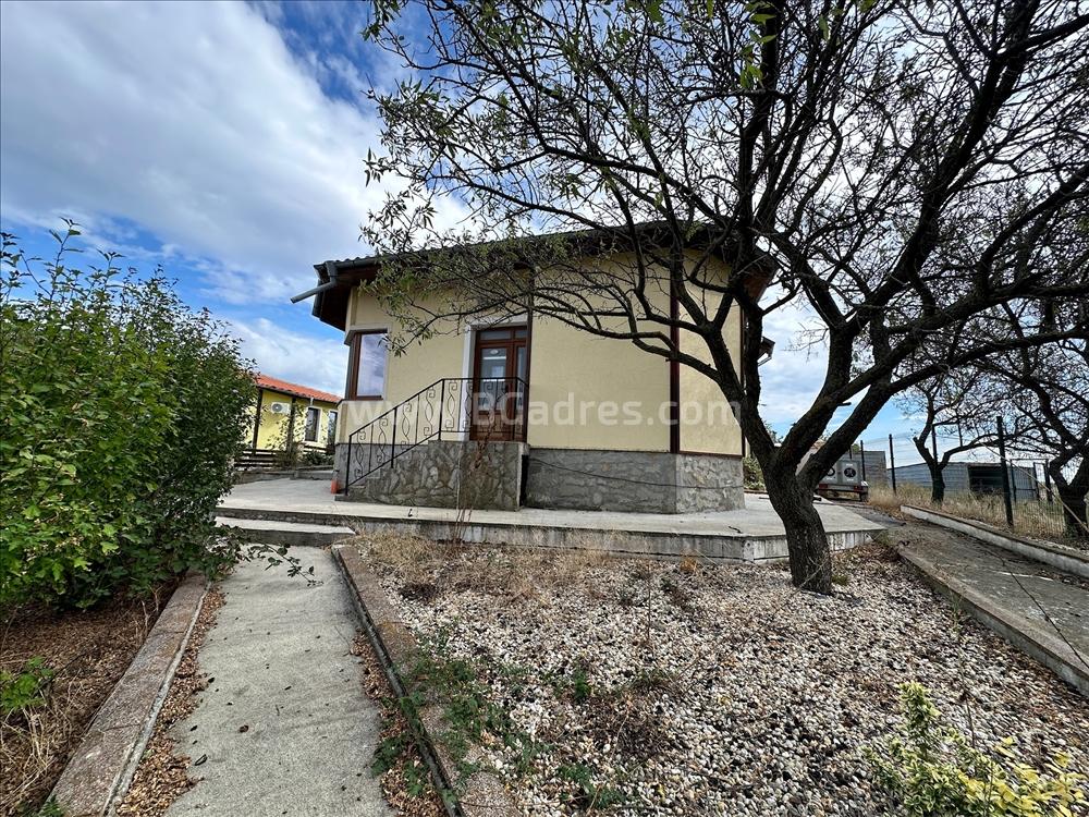 Haus für dauerhaften Wohnsitz in der Nähe von Burgas І №3139