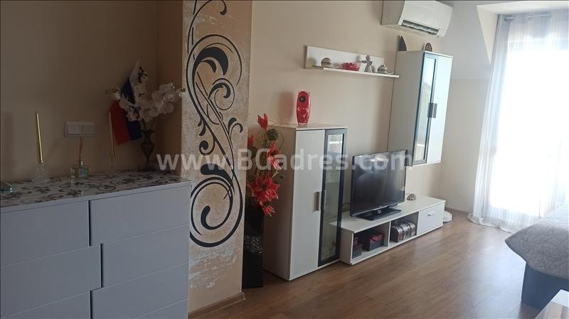 Голямо студио за постоянно жителство в Сарафово | No 2063