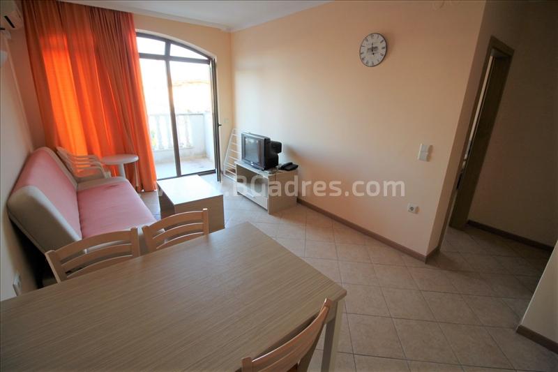 Апартамент в комплекс Royal Sun | № 2074