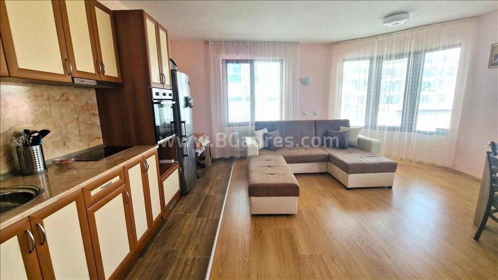 Двухкомнатная квартира в жилом доме в Сарафово І №3099