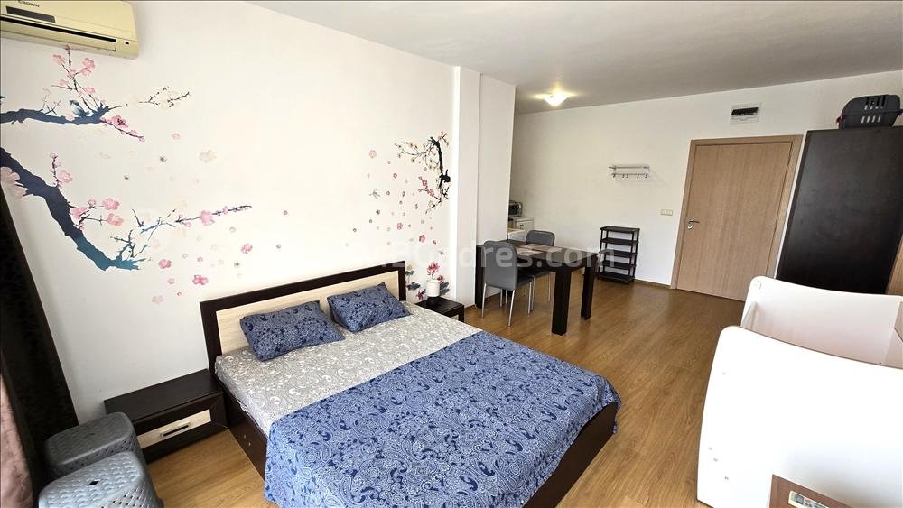 Большая студия в комплексе Санни Вью Централ І №3230