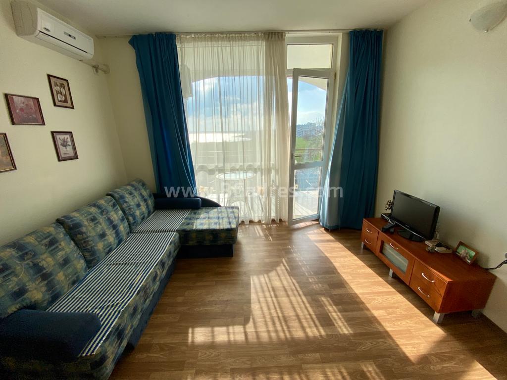 Günstiges Studio mit Meerblick | №2330