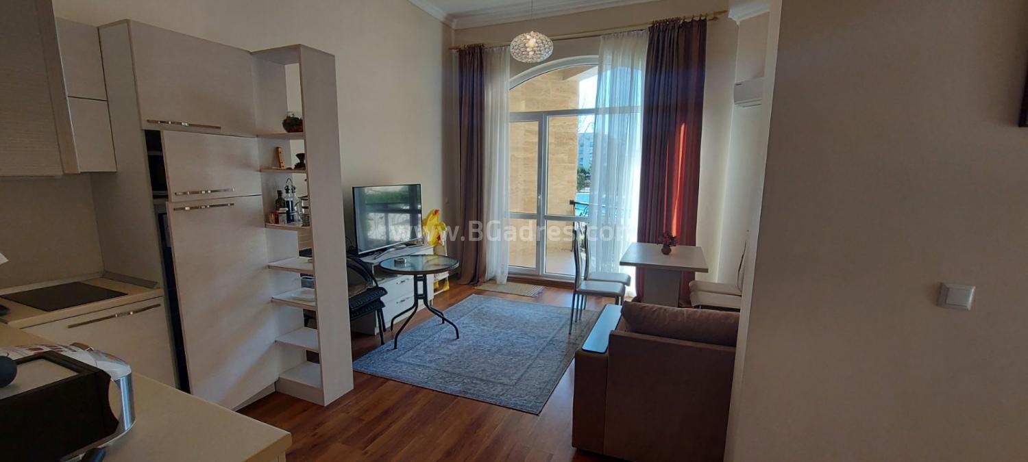 Большая двухкомнатная квартира на продажу | №2333