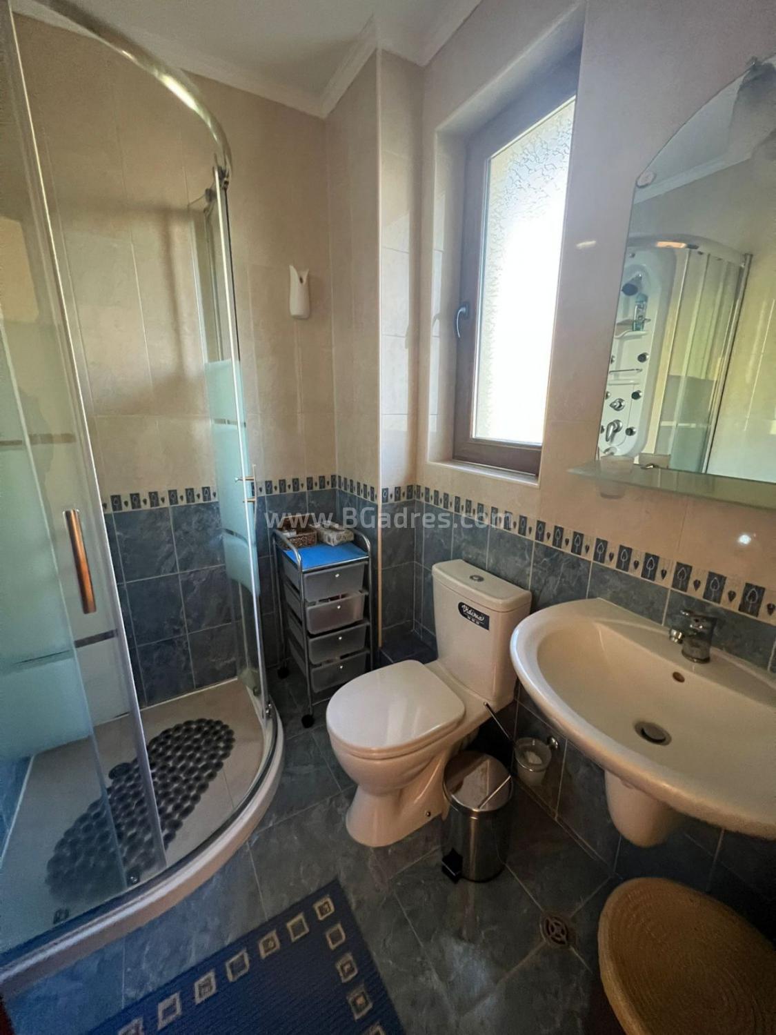 Къща в комплекс Алмонд Хил Вилас І №2817