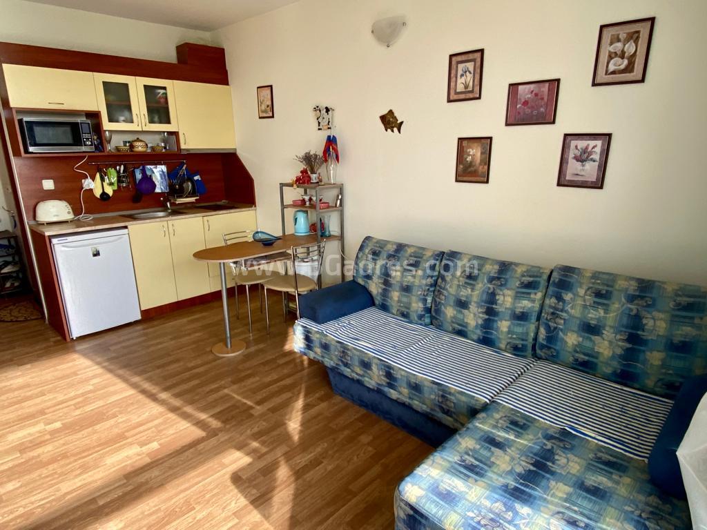 Günstiges Studio mit Meerblick | №2330