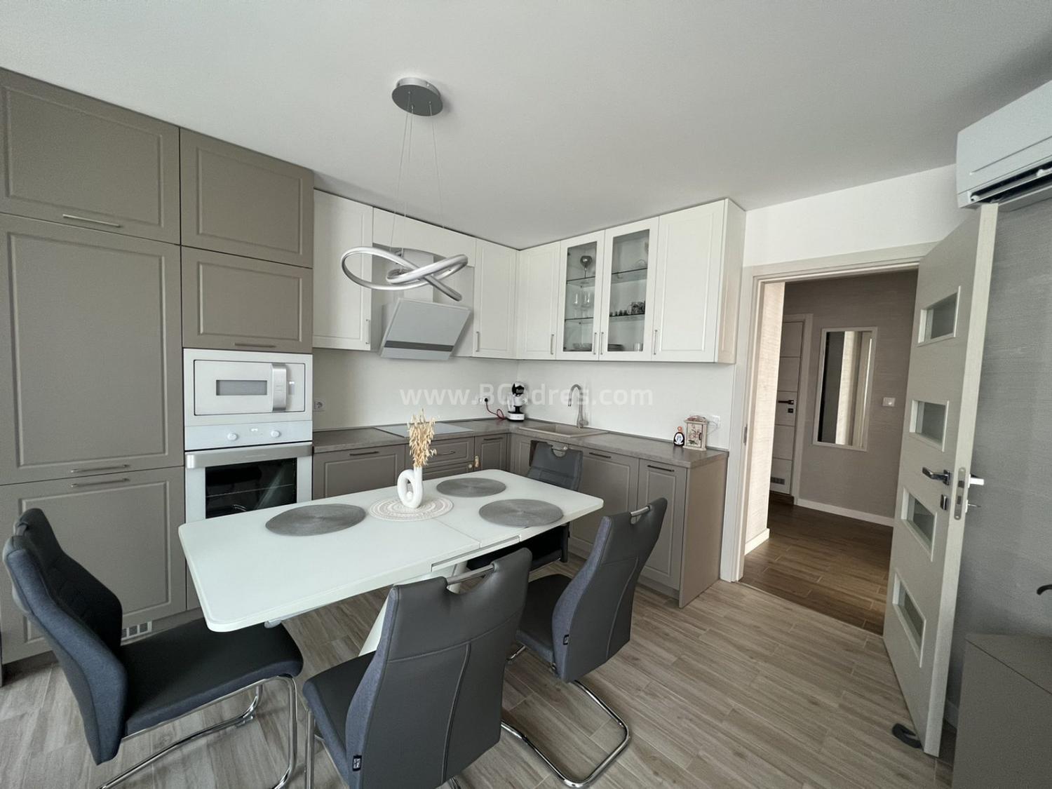 Апартамент за постоянно живеене в Сарафово І №2500