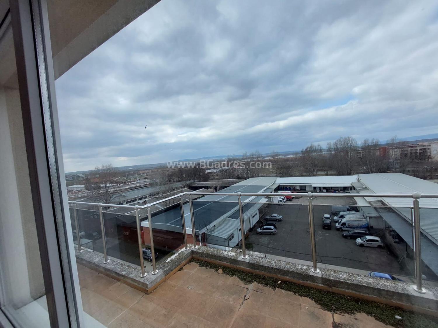 Большая студия без таксы | №2322