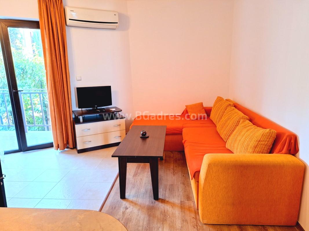 Апартамент без такса поддръжка в Свети Влас І №3131