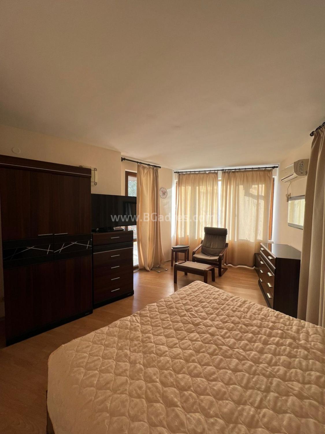 Къща в комплекс Алмонд Хил Вилас І №2817