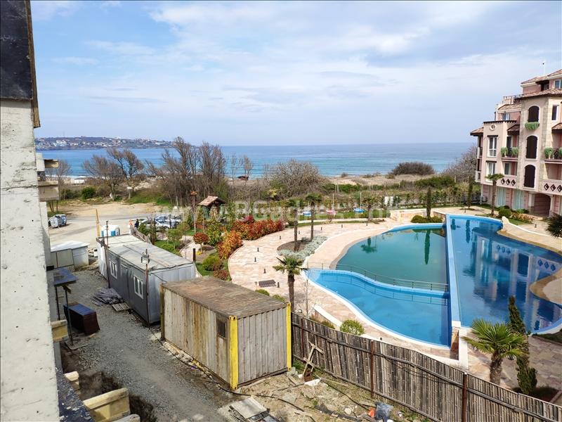 Apartments on first coastline at the complex in Sveti Yoan 2