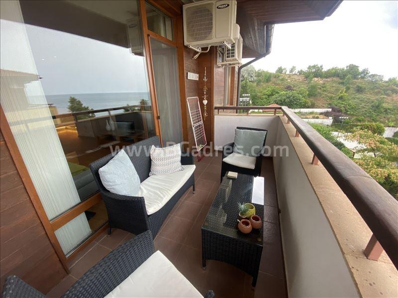 Sea view apartment on the first coastline І No. 2471