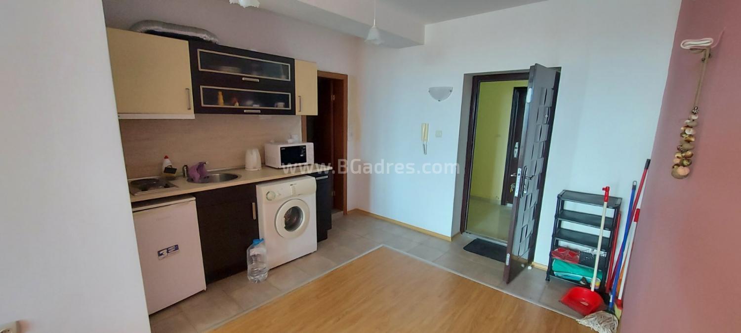 Голям апартамент в Свети Влас | №2353