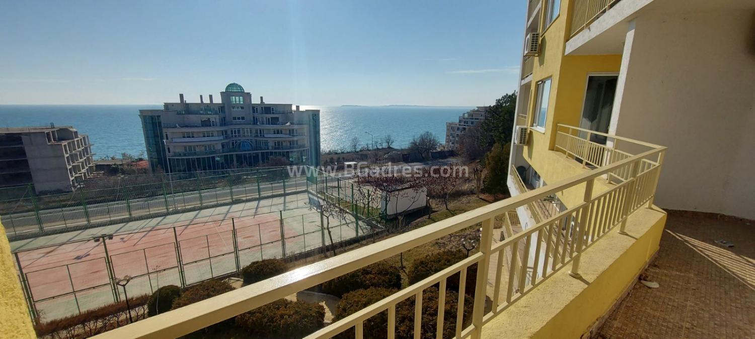 Drei-Zimmer-Wohnung mit Meerblick | №2298