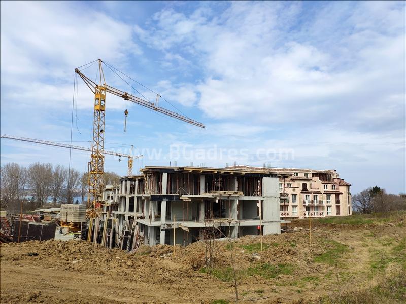 Apartments on first coastline at the complex in Sveti Yoan 2