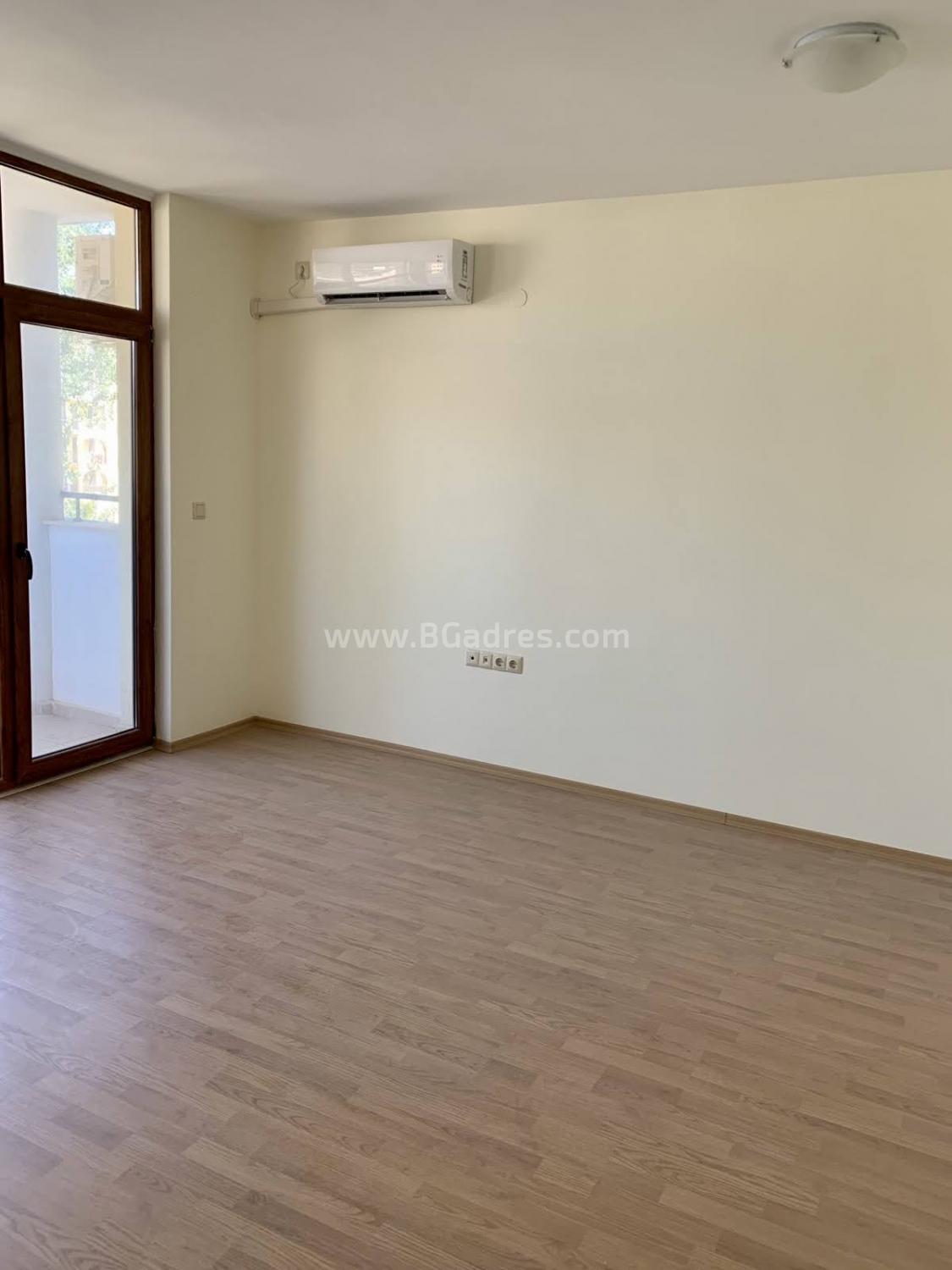 Недорогая студия на Солнечном Берегу І №3359