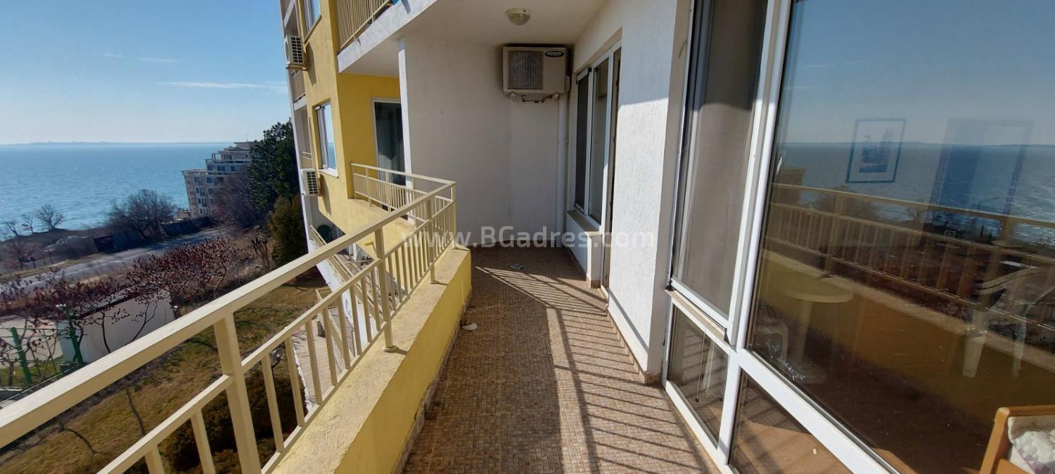 Drei-Zimmer-Wohnung mit Meerblick | №2298