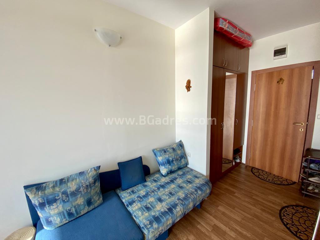 Günstiges Studio mit Meerblick | №2330