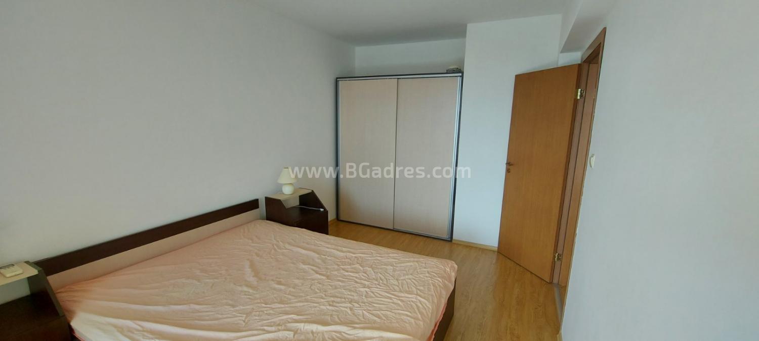 Голям апартамент в Свети Влас | №2353