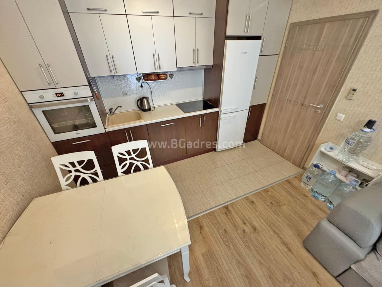 Apartment with a courtyard in the VIP Park complex І №4745