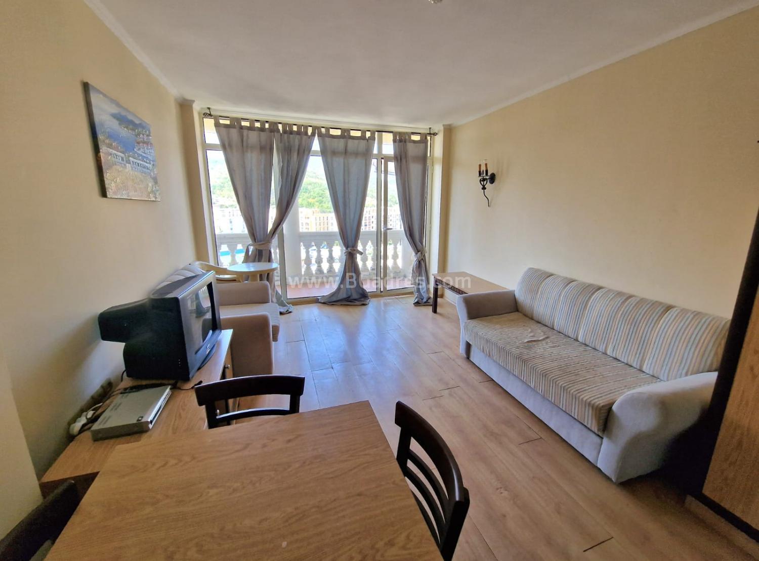 Квартира на первой линии моря в Елените І №3461